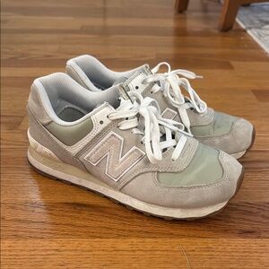 New Balance Gray and Cream Sneakers